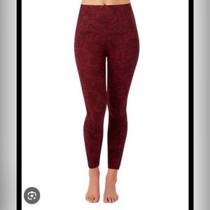 NWOT SPANX Leggings in Deep Red Floral